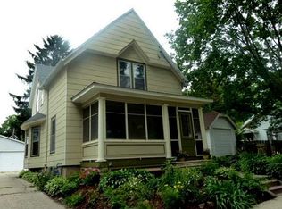 2230 Lakeland Ave, Madison, WI 53704