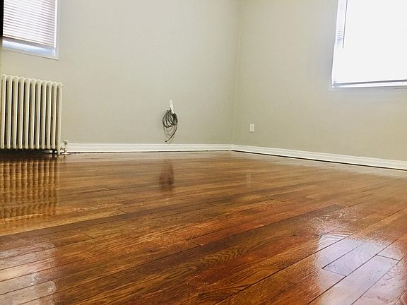 2nd image of 22465 64th Ave #1