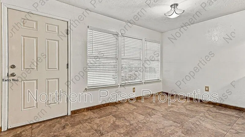 2 bed, 2.0 bath, 853 sqft, $1,730 — Photo 4
