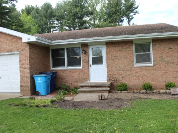 1823 Russell Rd, Baroda, MI 49101
