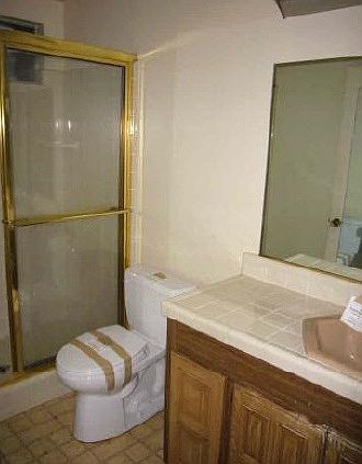 5th image of 744 Joseph Ct