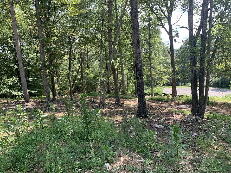 1st image of Lake Edge Dr Lot 27