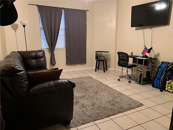 4th image of 10831 Windsor Walk Dr #1109