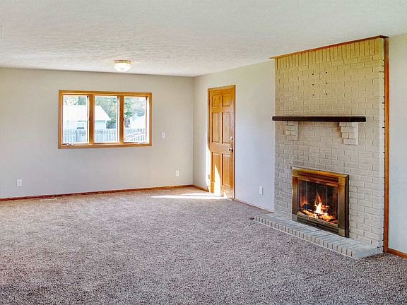 2nd image of 119 Holden Dr