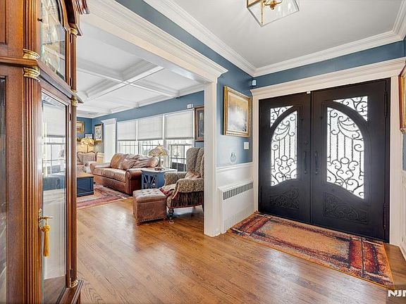 5th image of 88 Chestnut Ridge Rd