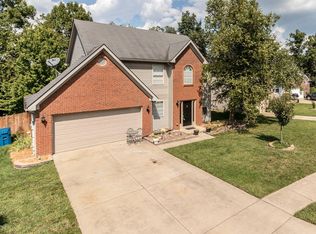 1036 Shoreline Dr, La Grange, KY 40031