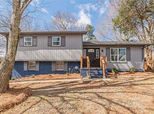 8936 Old Lee Rd, Lithia Springs, GA 30122