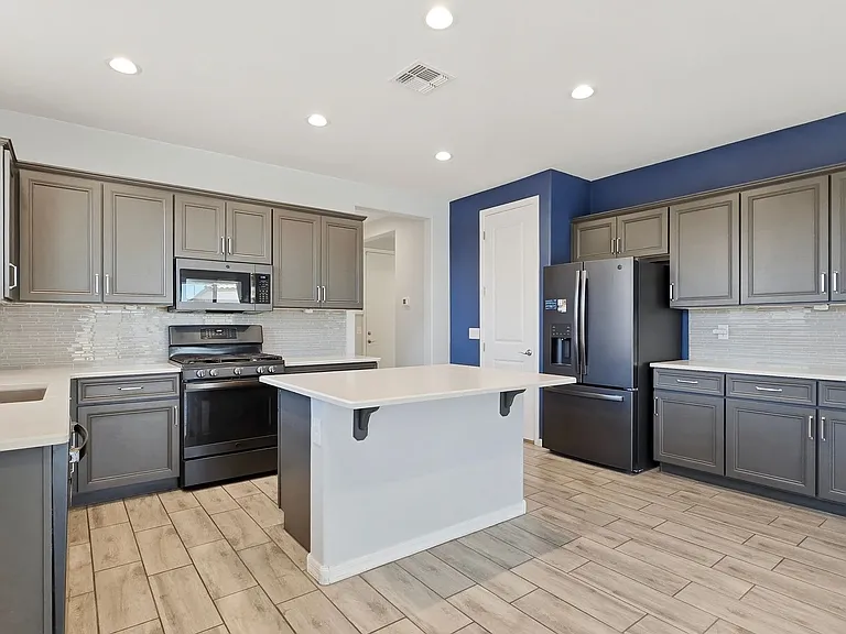 15650 W Morning Glory St — Photo 14