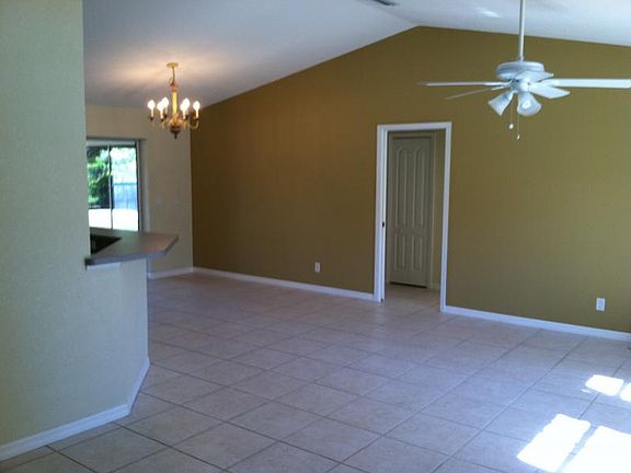 2nd image of 1385 Ruiz St