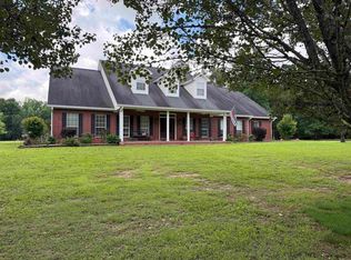 134 W Little Ln, White Hall, AR 71602