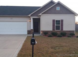 352 Roanoke Dr, Raeford, NC 28376