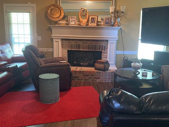 5th image of 422 Hillandale Dr