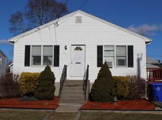 204 Quarry St, East Providence, RI 02914