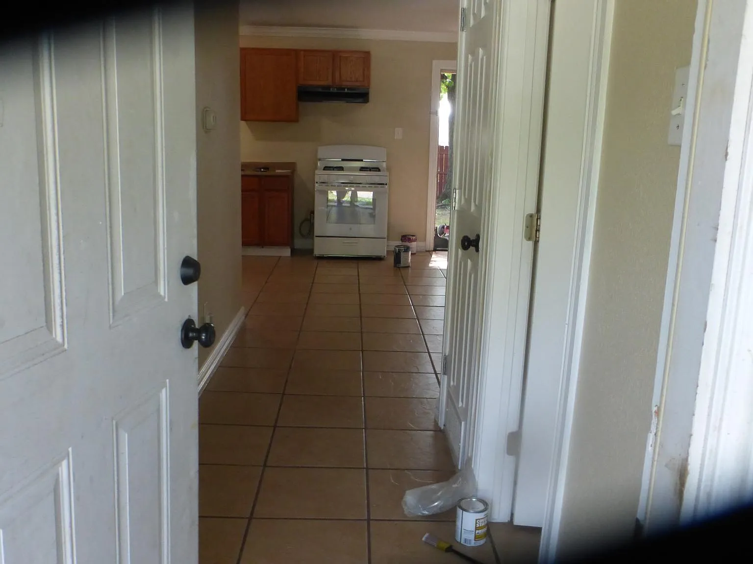 2 bed, 1.5 bath, 950 sqft, $1,650 — Photo 2