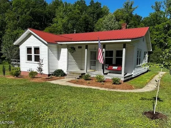 2935 Scott Hwy, Robbins, TN 37852