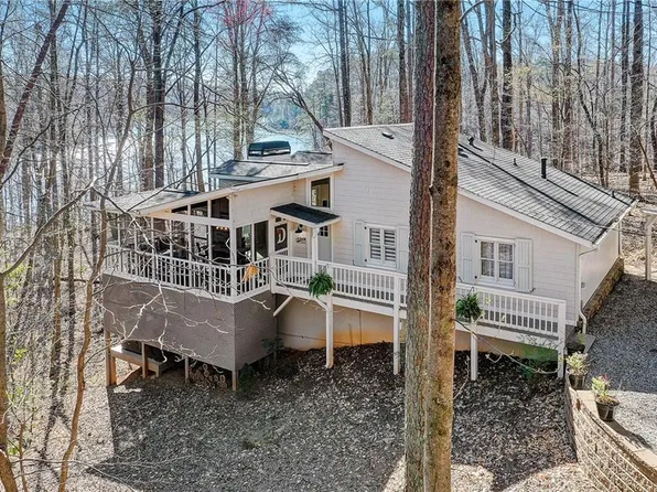 8455 Jensen Trl, Gainesville, GA 30506