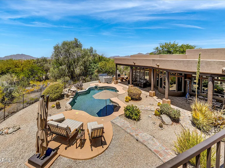 10989 E Taos Dr — Photo 10
