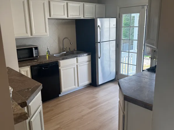 2625 W Francis Ave, Spokane, WA 99205