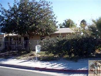 2nd image of 85619 Hill St
