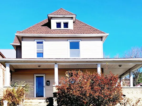 1105 Somerset Ave, Windber, PA 15963