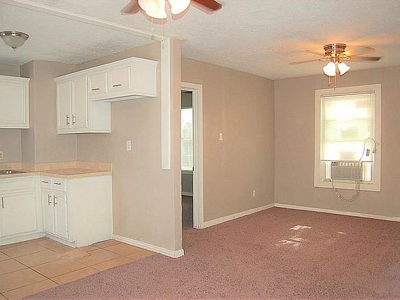 3rd image of 6744 Avenue N