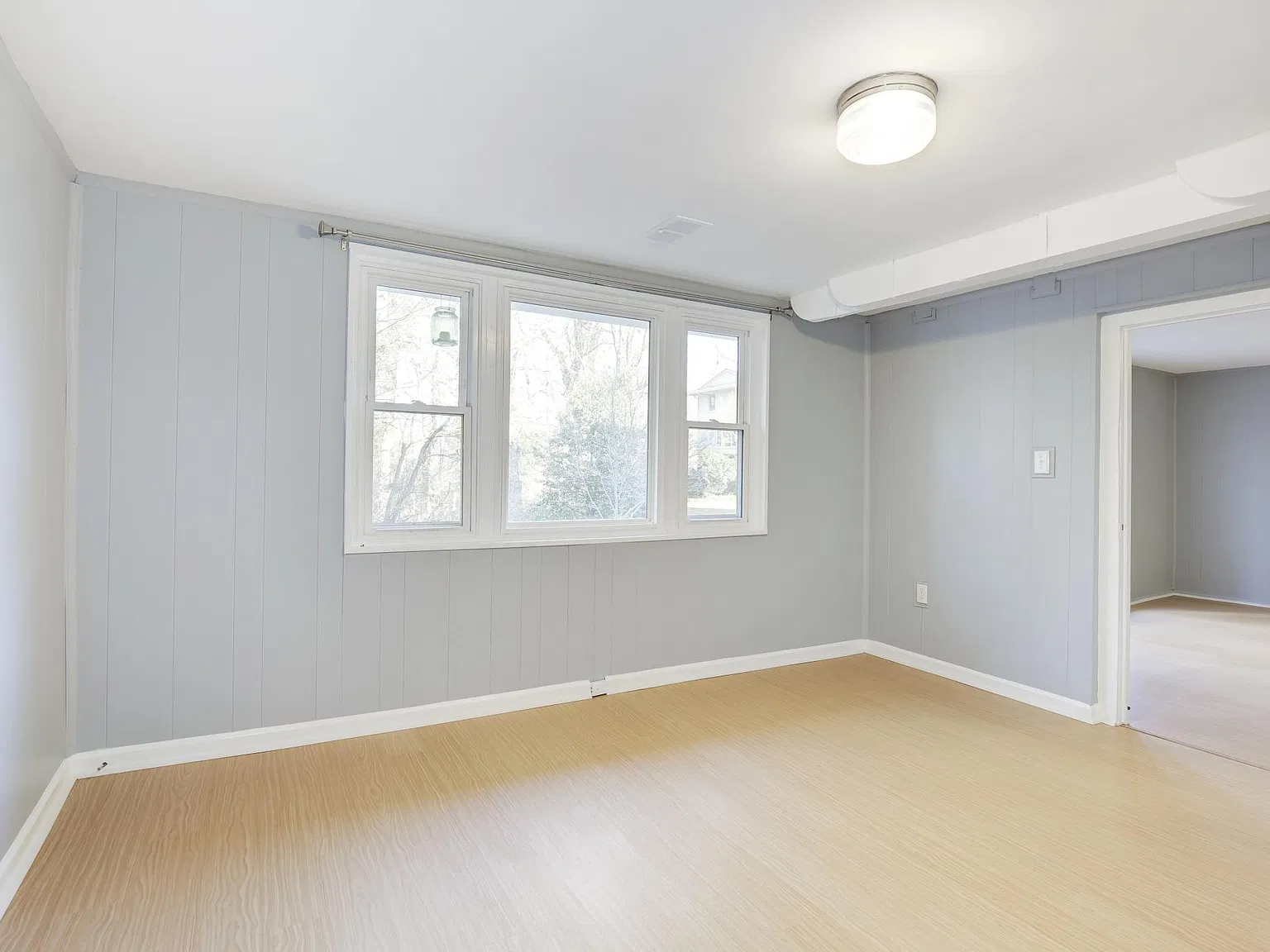 5345 Pooks Hill Rd — Photo 4
