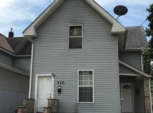 717 Villa St #A, Elgin, IL 60120