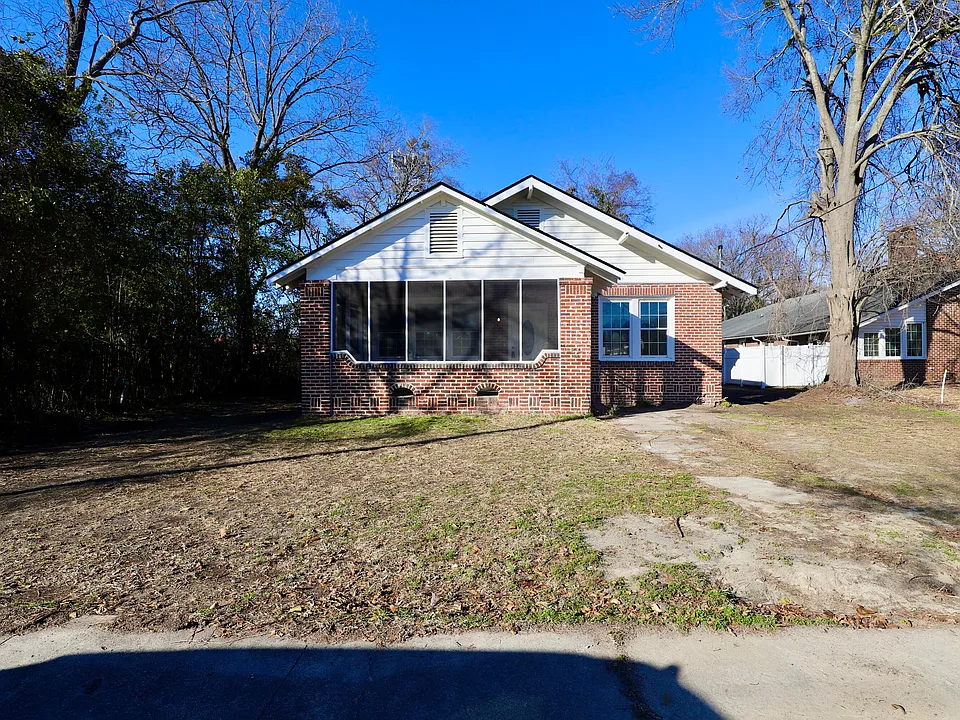 11 Kendrick St