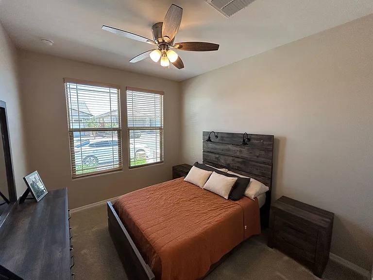 20268 W Montecito Ave — Photo 13