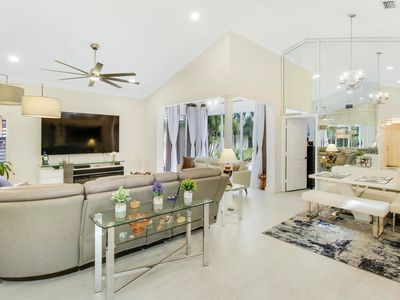 9293 Heathridge Drive, West Palm Beach, FL, 33411