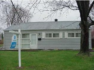 1325 Byron Dr, South Bend, IN