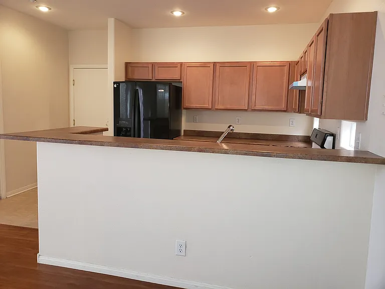 8904 Nautilus Vista Ct — Photo 27
