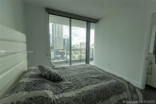 92 SW 3rd St #1802 — Photo 8