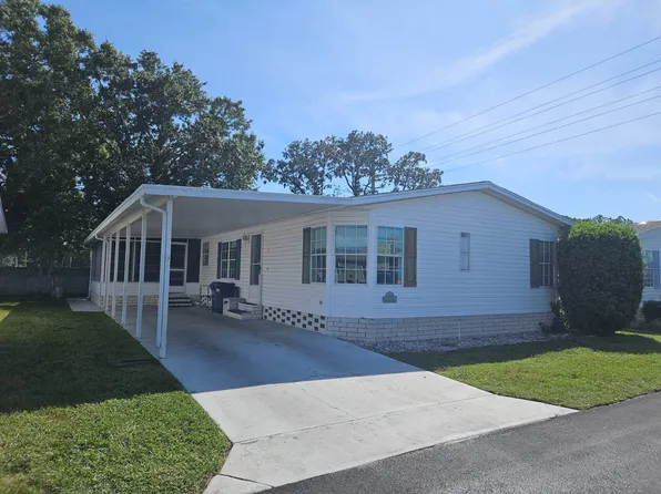 8034 Monitor Dr, New Port Richey, FL 34653