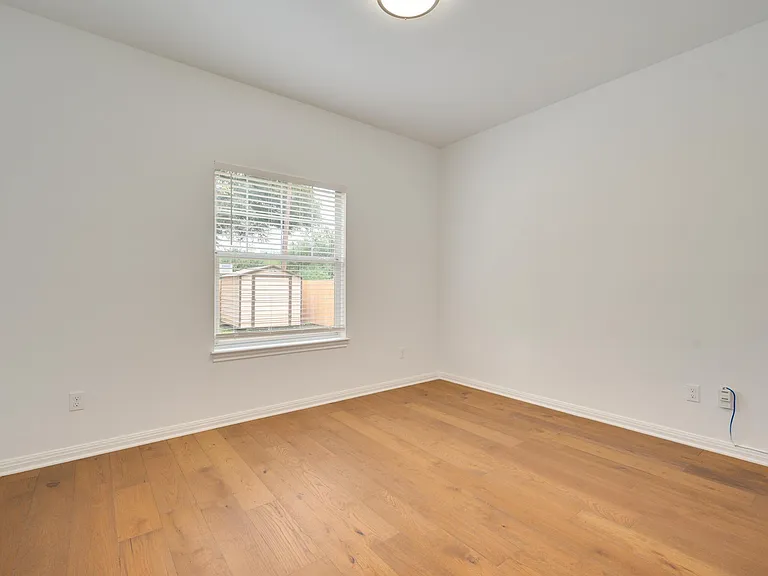 4601 Eilers Ave — Photo 17