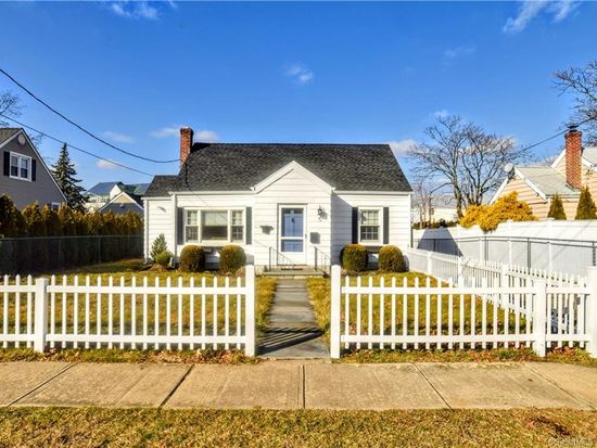 5 Mack St Norwalk Ct 06854 Zillow