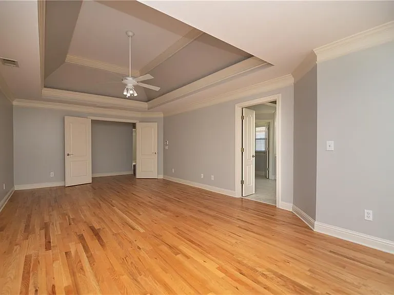 4012 Erin Dr — Photo 42