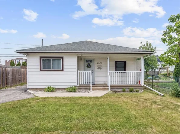 2628 Meighen Rd, Windsor, ON N8W 4C5