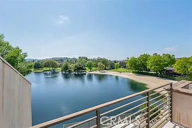 4645 Park Mirasol — Photo 3
