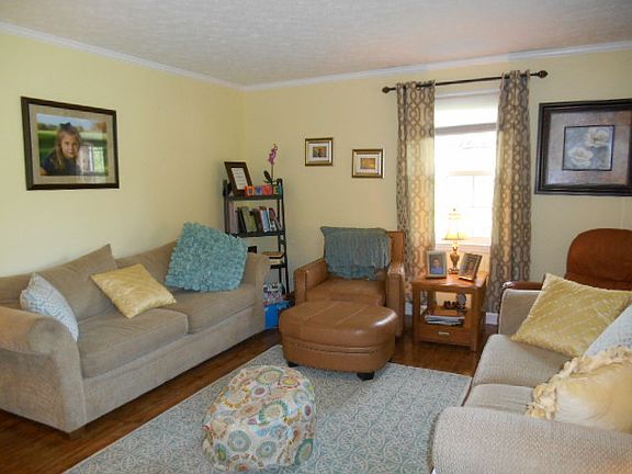 5th image of 2811 Hartland Road