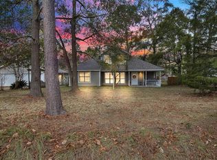 1011 Parkhurst Ave, Cleveland, TX 77327