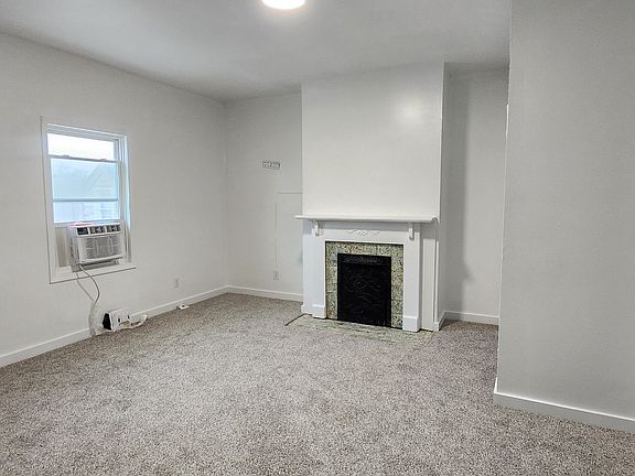 3rd image of 42 Wainscott Ave #3
