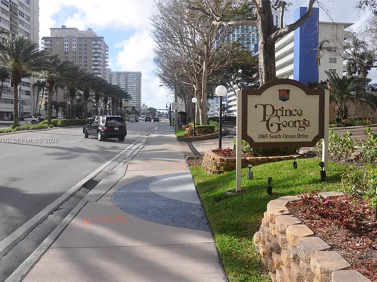 1865 S Ocean Dr #12E — Photo 23