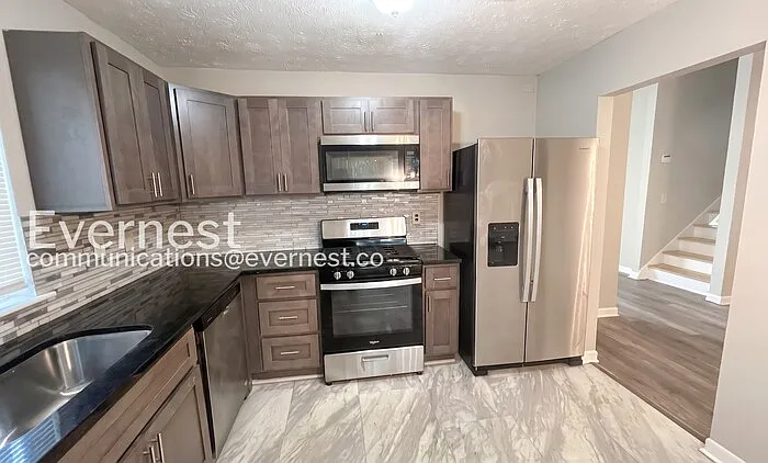 3828 Landgraf Cv — Photo 7