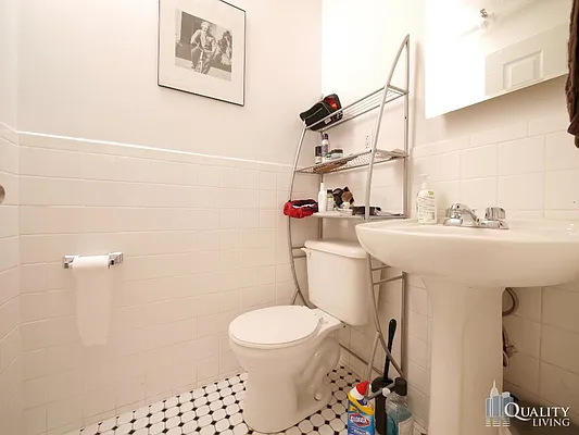 Rented by (Legacy) NY Quality Living Uptown | media 4