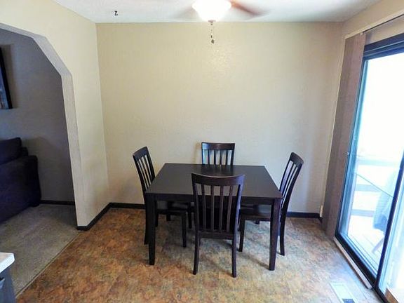 4th image of 503 SE Claremont St