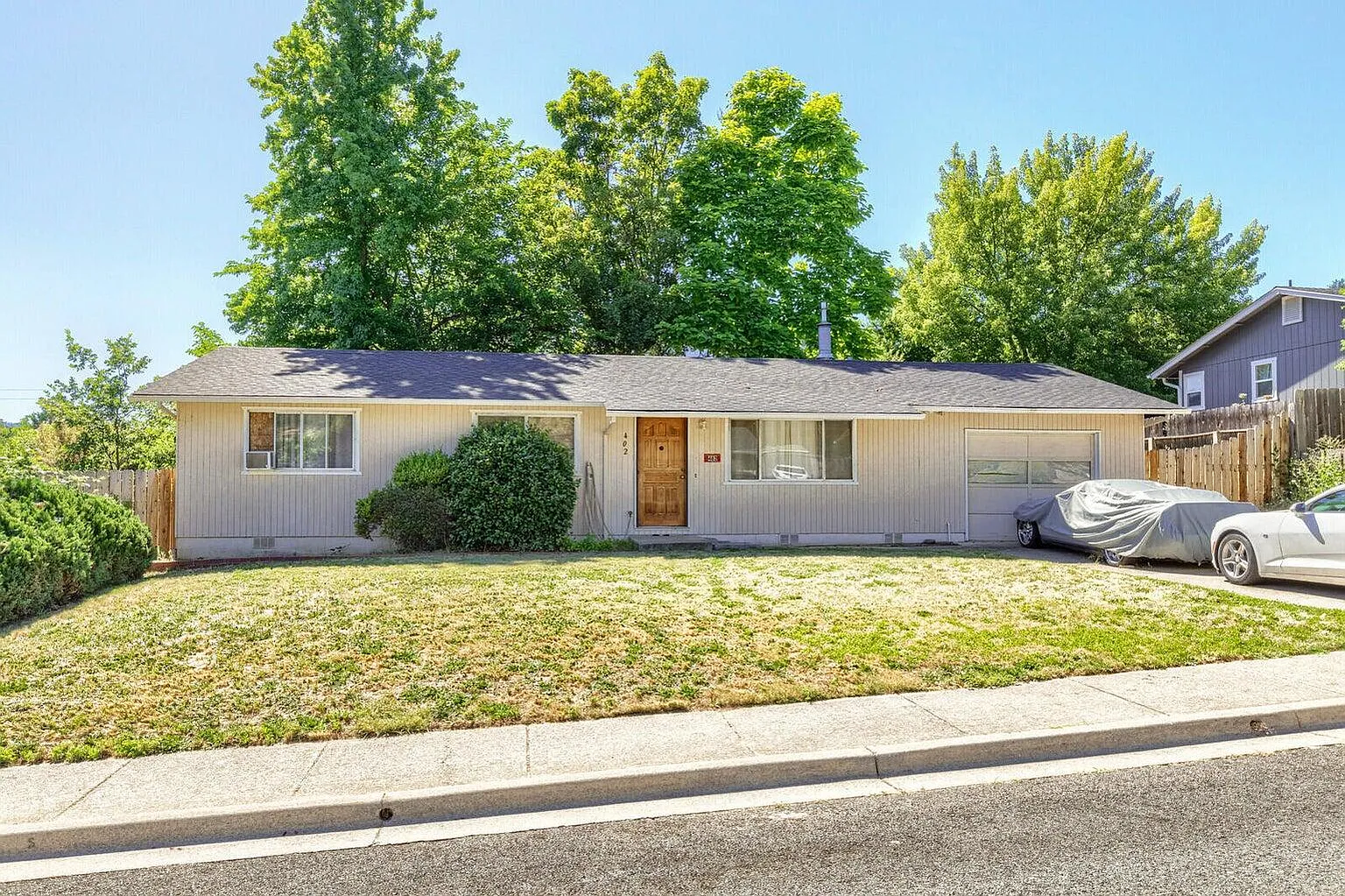 402 Placer St photo 1