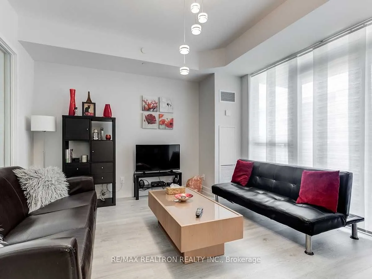2 bed, $2,600 — Photo 4
