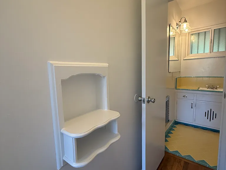 2640 Saint George St #11 — Photo 23