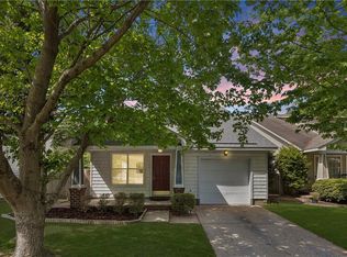 297 Town Pointe Way, Newport News, VA 23601